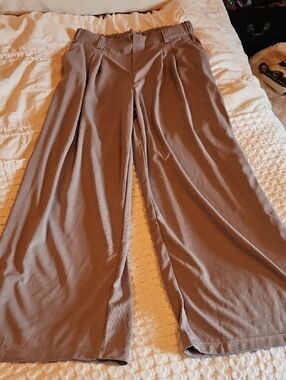 HALARA Wide Leg Pants in Taupe Neutral